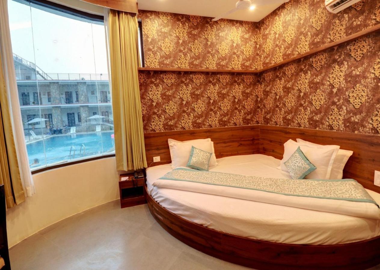 Keshav Resort Udaipur Esterno foto