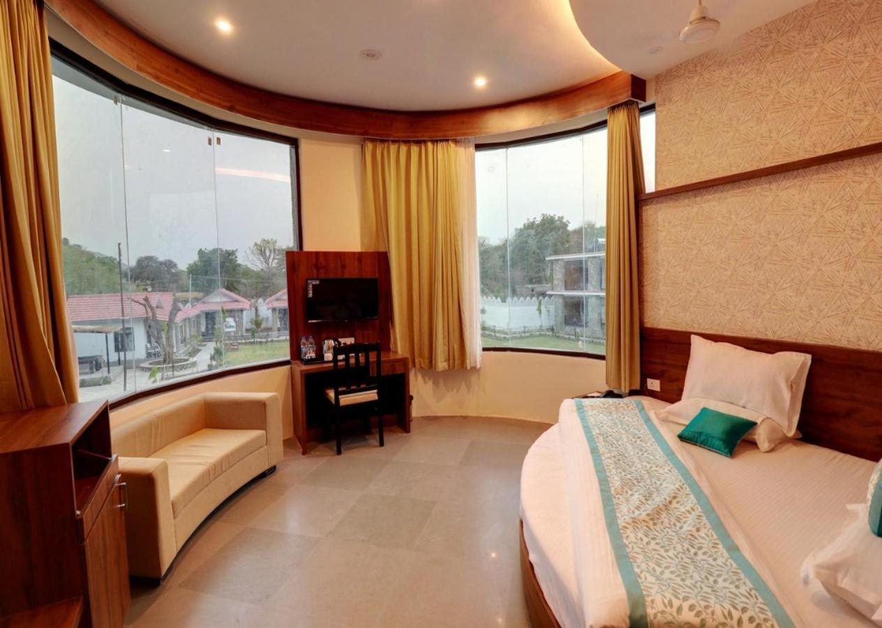 Keshav Resort Udaipur Esterno foto