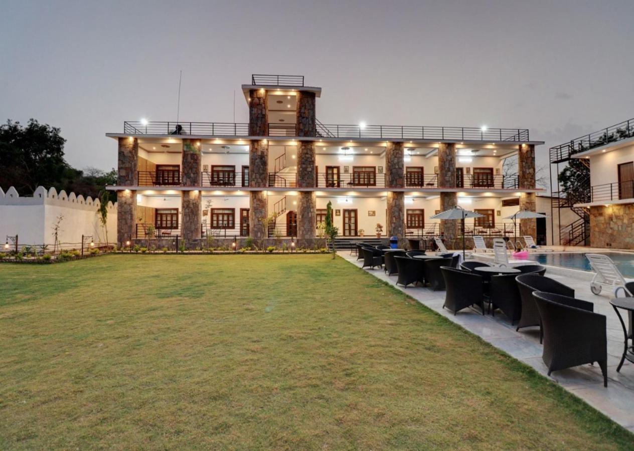 Keshav Resort Udaipur Esterno foto