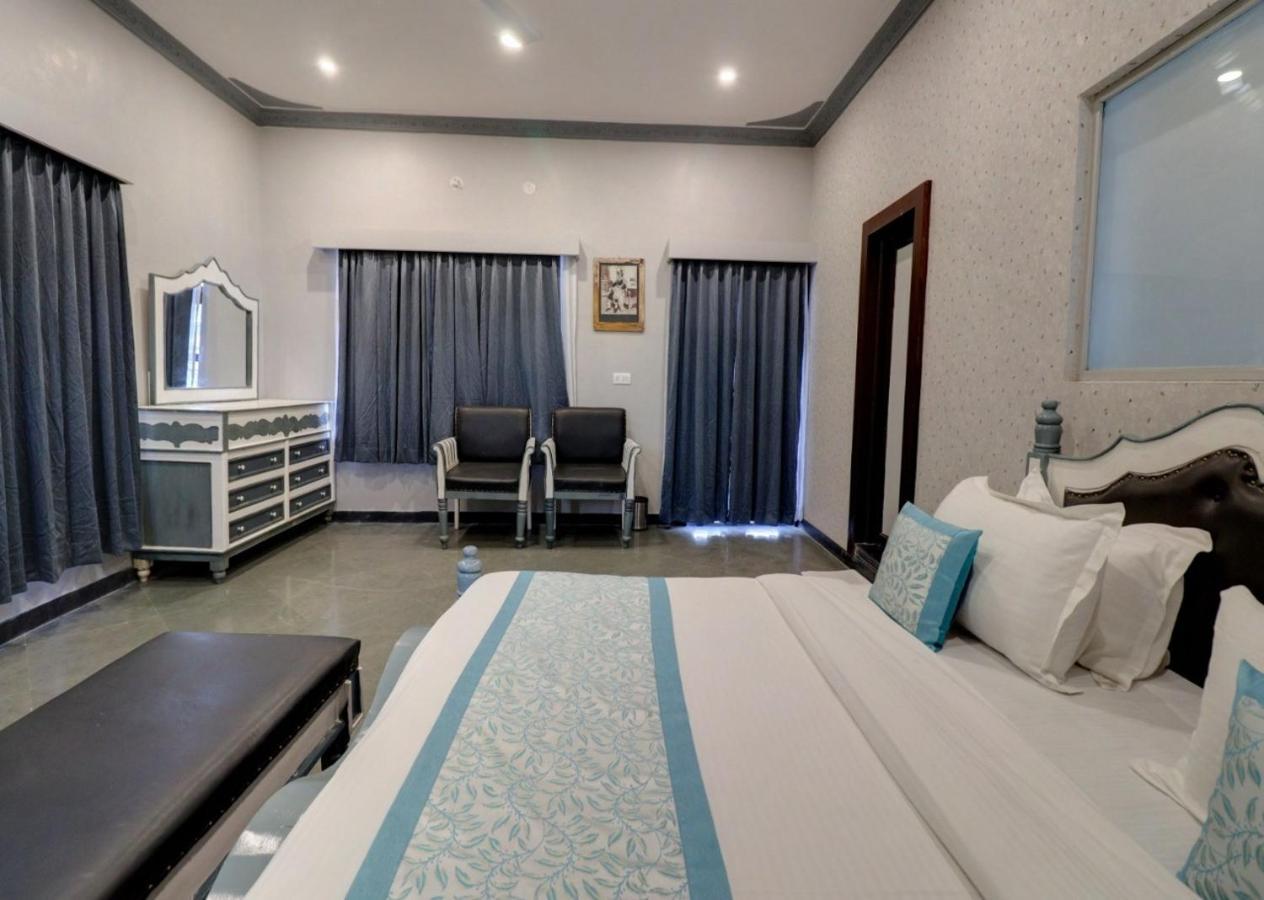 Keshav Resort Udaipur Esterno foto